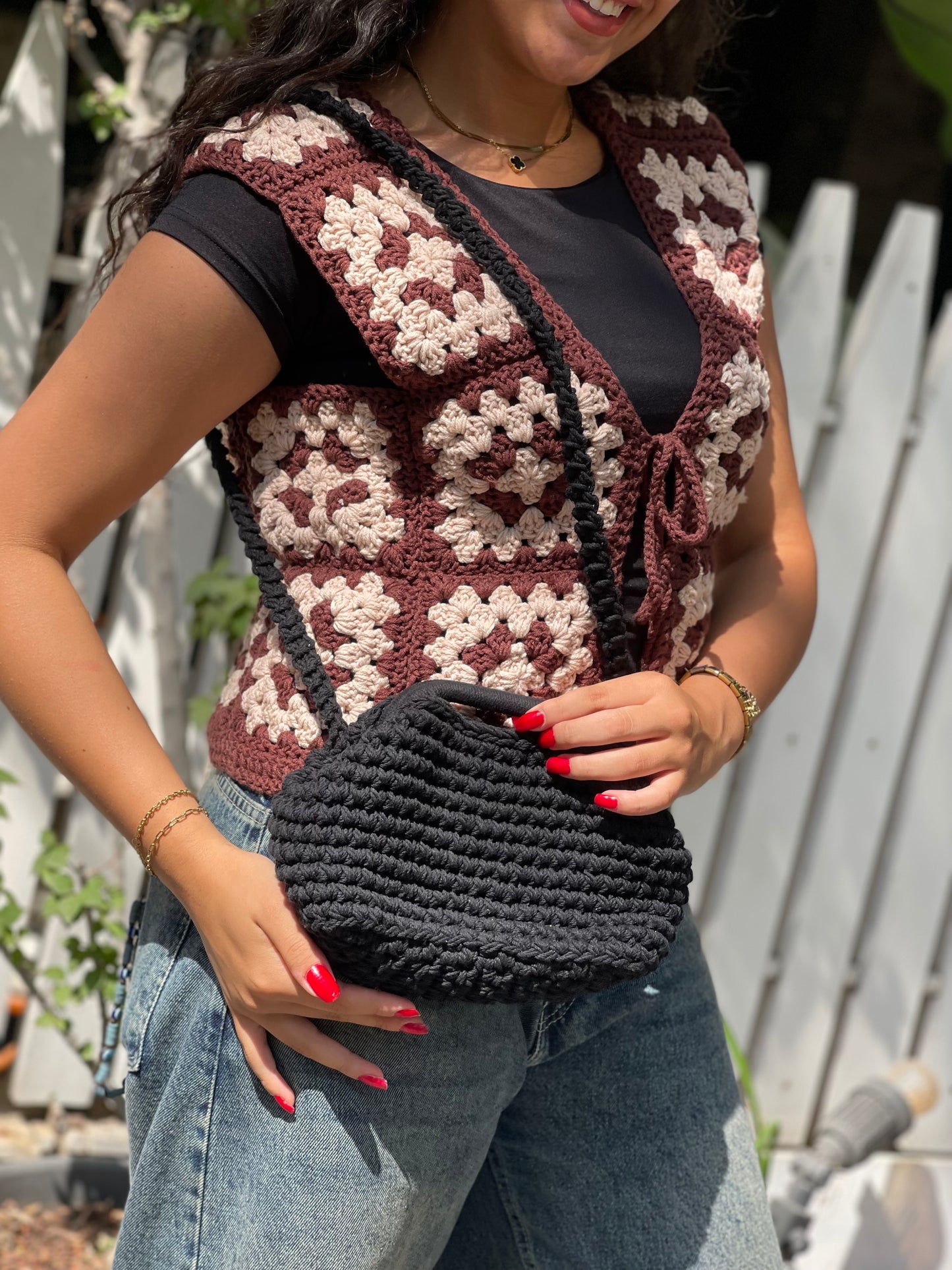 Mini lily clutch crossbody black